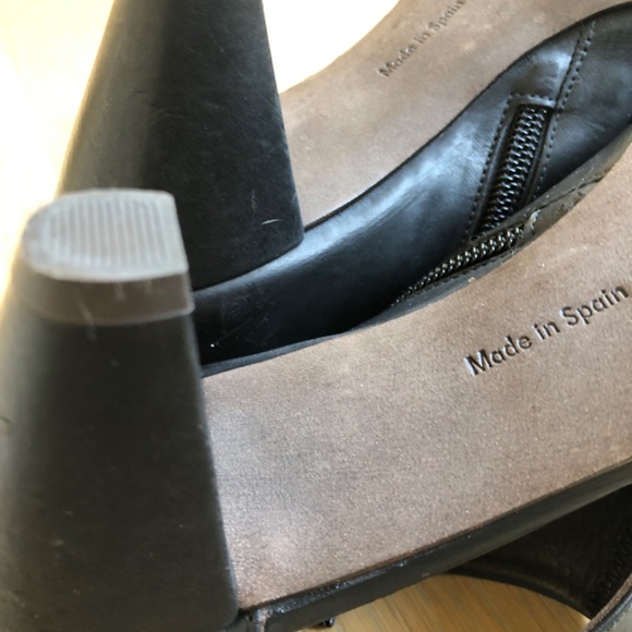 COCLICO Black Leather Heels - Picture 11 of 11
